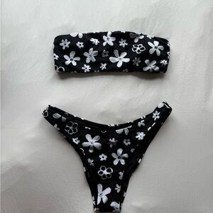 Floral Black and White Womens Bikini